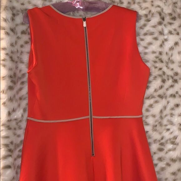 Dress - Picture 4 of 4